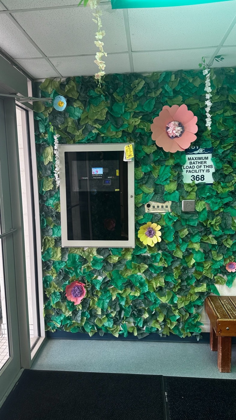 Leaf wall from second angle